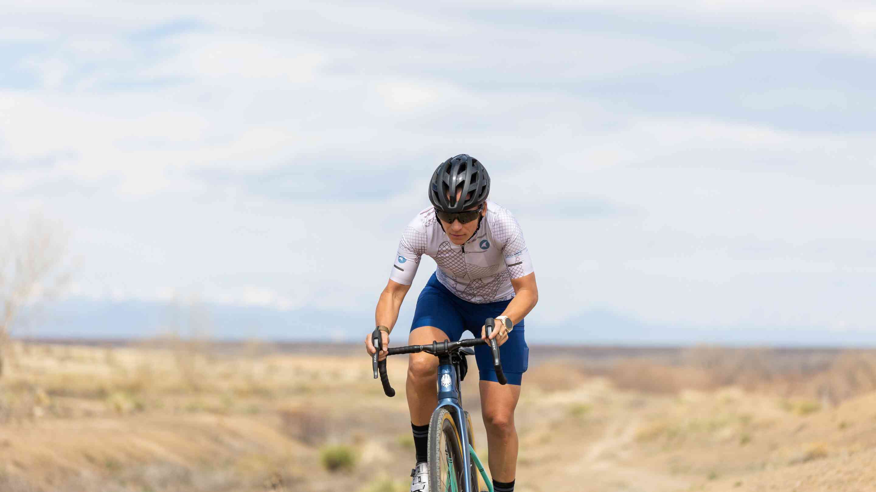 Short Sleeve Cycling Jerseys for Women for all conditions